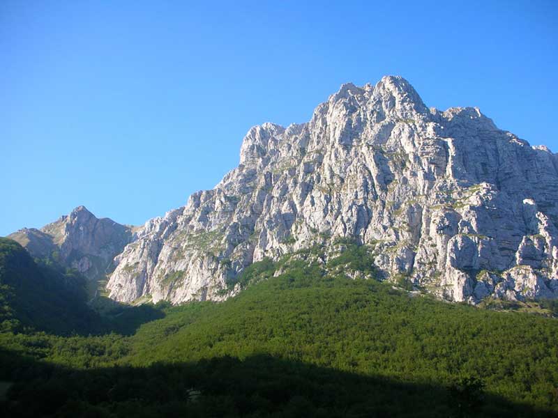 27-pareti calcaree del Monte Bove